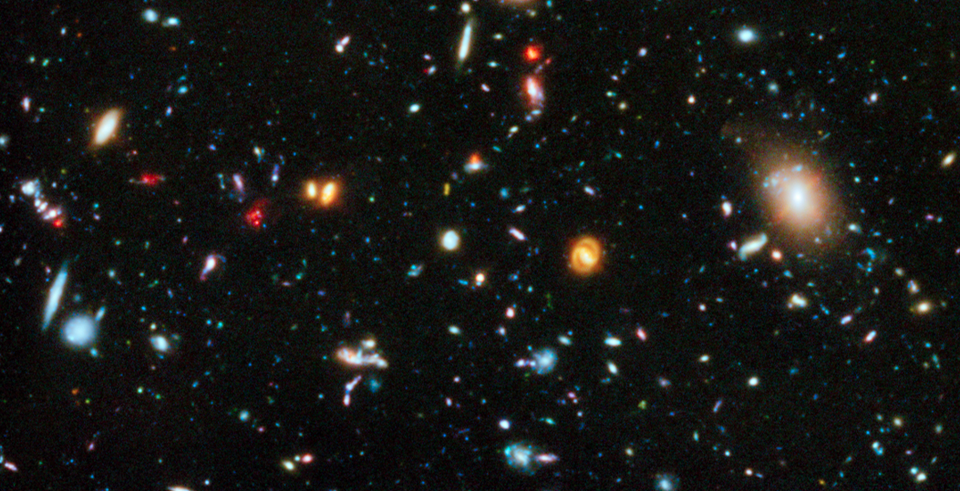 Uma parte do Campo Ultra Profundo do Hubble totalmente em luz visível e no ultravioleta próximo